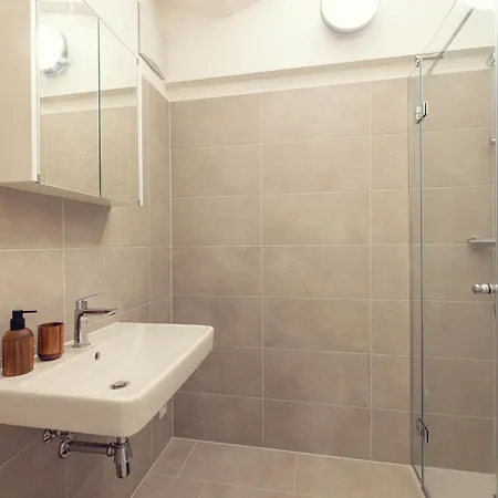 Leonart Living 01 גראץ